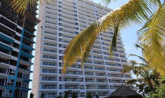 Foto de inmueble en Costera de las Palmas, Col. Playa Diamante C.P. 39897, Acapulco de Juárez