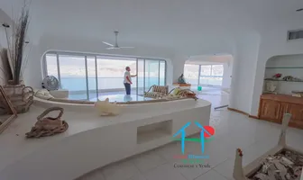 Foto de inmueble en Costera Guitarrón #17, Col. Playa Guitarrón C.P. 39880, Acapulco de Juárez