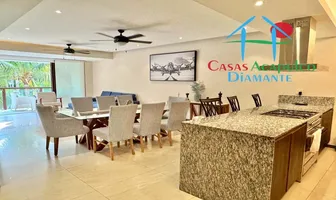 Foto de inmueble en Costera de las Palmas #702, Col. Residencial La Isla C.P. 39897, Acapulco de Juárez