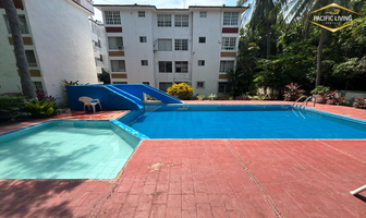 Foto de inmueble en P. de Bo. Viejo, Col. Villas las Garzas C.P. 40880, Zihuatanejo de Azueta