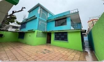 Foto de inmueble en Vendo Amplia Casa Sola Ideal Para Escuela, Edificio de Departamento, Oficinas & Bodega, Fracc. Vista, Col. Vista Alegre C.P. 39560, Acapulco de Juárez