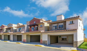 Foto de inmueble en Blvd. Sta. Catarina, Col. Ex-Hacienda de Pitayas C.P. 42082, Pachuca de Soto