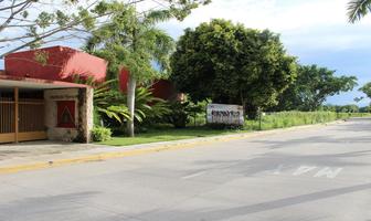 Foto de inmueble en Avenida Manuel Lepe, Col. Aeropuerto C.P. 48317, Puerto Vallarta