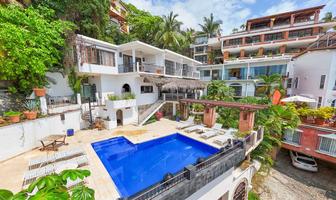 Foto de inmueble en Privada Del Bosque, Col. Amapas C.P. 48399, Puerto Vallarta
