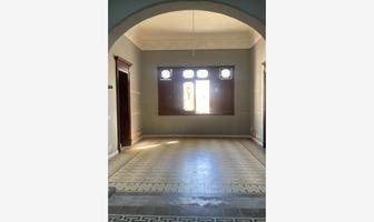 Foto de inmueble en AV. VALLARTA #1142, Col. Americana C.P. 44160, Guadalajara