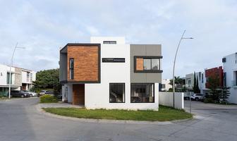 Foto de inmueble en AV ALTAVISTA, Col. Arándanos Cañada Residencial C.P. 45130, Zapopan