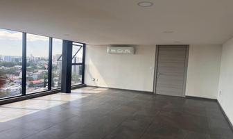 Foto de inmueble en Av. Vallarta, Col. Arcos Vallarta C.P. 44130, Guadalajara