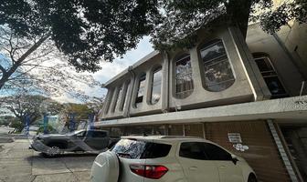 Foto de inmueble en Av. circunvalación Agustín Yañez, Col. Arcos Vallarta C.P. 44130, Guadalajara