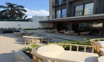 Foto de inmueble en Av. de la Paz, Col. Arcos Vallarta C.P. 44130, Guadalajara