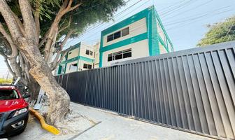 Foto de inmueble en Av. de los Arcos, Col. Arcos Vallarta C.P. 44130, Guadalajara