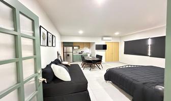 Foto de inmueble en Av. de los Arcos, Col. Arcos Vallarta C.P. 44130, Guadalajara