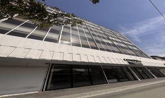 Foto de inmueble en AV CHAPULTEPEC, Col. Ayuntamiento C.P. 44620, Guadalajara