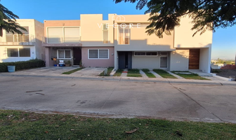 Foto de inmueble en Blvd Bosques de Santa Anita, Col. Bosque Real C.P. 45645, Tlajomulco de Zúñiga