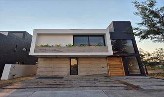 Foto de inmueble en Av de la primavera, Col. Bosques Vallarta C.P. 45222, Zapopan