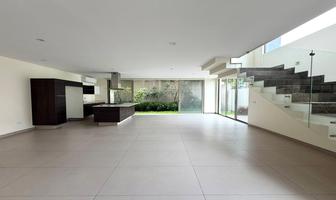 Foto de inmueble en CTO del bosque, Col. Bosques Vallarta C.P. 45222, Zapopan