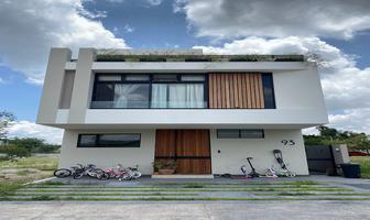 Foto de inmueble en Calle paseo del norte, Col. Bosques Vallarta C.P. 45222, Zapopan