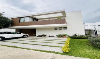 Foto de inmueble en Circuito del bosque, Col. Bosques Vallarta C.P. 45222, Zapopan