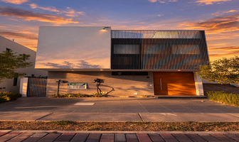 Foto de inmueble en bosques vallarta, Col. Bosques Vallarta C.P. 45222, Zapopan