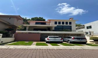 Foto de inmueble en Paseo de los Lagos  #9, Col. Bosques de San Isidro (Las Cañadas) C.P. 45133, Zapopan