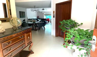 Foto de inmueble en Av Azaleas #888, Col. Bugambilias C.P. 45238, Zapopan