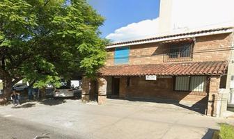 Foto de inmueble en Av. Cvln. Jorge Alvarez del Castillo, Col. Chapultepec Country C.P. 44620, Guadalajara