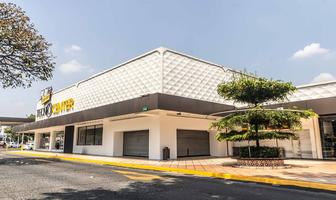 Foto de inmueble en Av. López Mateos SuR, Col. Ciudad Del Sol C.P. 45050, Zapopan
