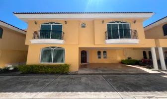 Foto de inmueble en Calzada de los Laureles #699, Col. Ciudad Granja C.P. 45010, Zapopan