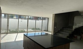 Foto de inmueble en Av Paseo de la cantera, Col. Coto Miraflores C.P. 45134, Zapopan