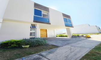 Foto de inmueble en Pontevedra, Col. Coto Miraflores C.P. 45134, Zapopan