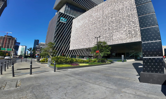 Foto de inmueble en Av. de las Americas, Col. Country Club C.P. 44610, Guadalajara