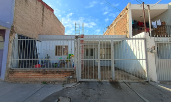 Foto de inmueble en calle los pinos, Col. El Fresno C.P. 45138, Zapopan