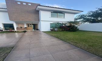 Foto de inmueble en Privada Paseo El Palomar, Col. El Palomar Secc Jockey Club C.P. 45643, Tlajomulco de Zúñiga