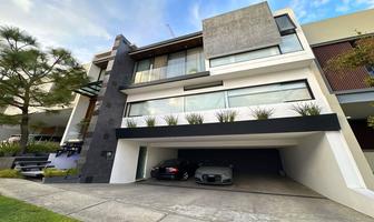 Foto de inmueble en Av Universidad, Col. Entrelomas Residencial C.P. 45115, Zapopan