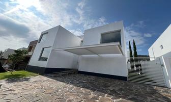 Foto de inmueble en Paseo de los Robles norte, Col. Forét Residencial C.P. 45066, Zapopan