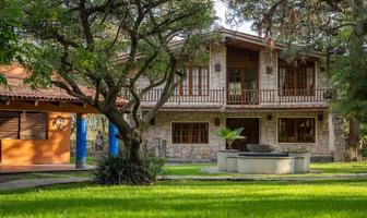 Foto de inmueble en Paseo de los pinos, Col. Hacienda La Herradura C.P. 45226, Zapopan