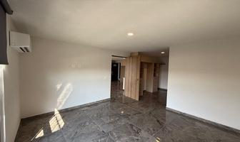 Foto de inmueble en Av Francisco Silva Romero, Col. Hidalgo C.P. 45540, San Pedro Tlaquepaque