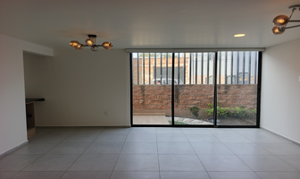 Foto de inmueble en Av Manuel Román Alatorre, Col. Insurgentes La Presa C.P. 44820, Guadalajara