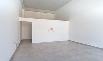 Foto de inmueble en Av. Manuel Àvila Camacho, Col. Jacarandas C.P. 45160, Zapopan