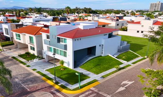 Foto de inmueble en Monarquía Norte, Col. Jardín Real C.P. 45136, Zapopan