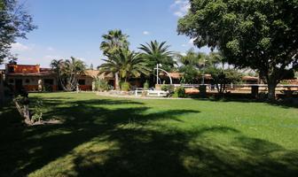 Foto de inmueble en Calzada de los Robles #24, Col. Jardines de La Calera C.P. 45676, Tlajomulco de Zúñiga
