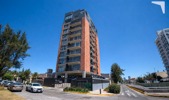 Foto de inmueble en Av. Inglaterra, Col. Jardines de La Patria C.P. 45110, Zapopan