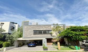 Foto de inmueble en Avenida Universidad #600, Col. Jardines de La Patria C.P. 45110, Zapopan