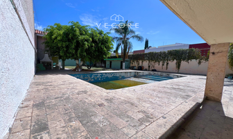 Foto de inmueble en Av. Topacio, Col. Jardines del Álamo C.P. 45560, San Pedro Tlaquepaque