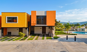 Foto de inmueble en Cristóbal Colón Nte., Col. Jocotepec Centro C.P. 45800, Jocotepec