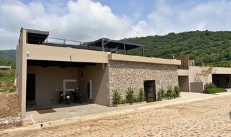 Foto de inmueble en Guadalajara-Morelia 95, Col. Jocotepec Centro C.P. 45800, Jocotepec
