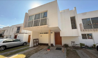 Foto de inmueble en Blvrd la loma, Col. La Loma Residencial C.P. 45645, Tlajomulco de Zúñiga