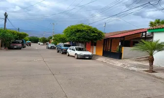 Foto de inmueble en Miguel de la Madrid Hurtado #23, Col. La Noria Infonavit C.P. 48902, Autlán de Navarro
