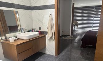 Foto de inmueble en Prolongación Av. Vallarta, Col. La Ratonera C.P. 45222, Zapopan