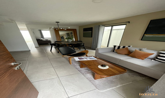 Foto de inmueble en AV ADAMAR, Col. La Romana C.P. 45645, Tlajomulco de Zúñiga