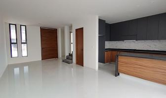 Foto de inmueble en AV ADAMAR, Col. La Romana C.P. 45645, Tlajomulco de Zúñiga